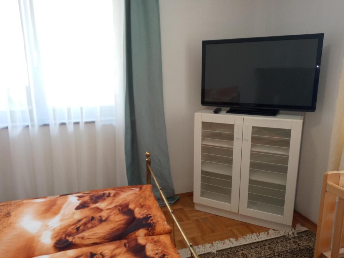 Luxury Eagle Apartman Budapeste Exterior foto