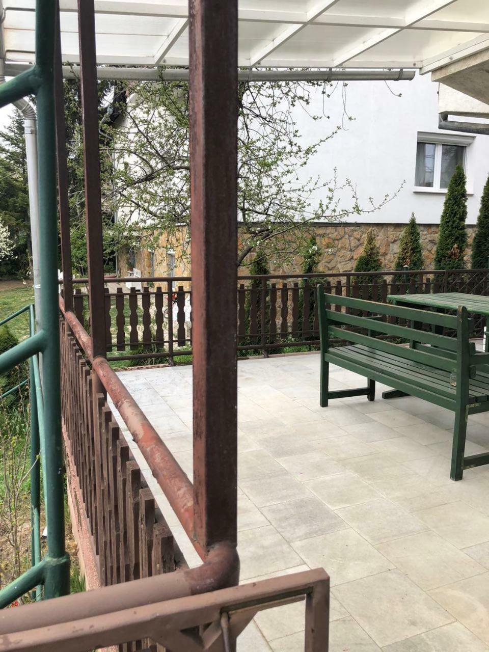 Luxury Eagle Apartman Budapeste Exterior foto