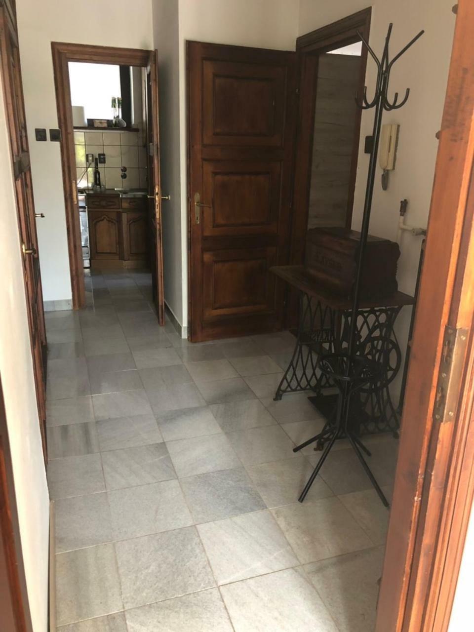 Luxury Eagle Apartman Budapeste Exterior foto